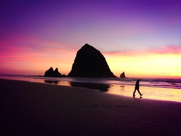 Cannon Beach Running Logo