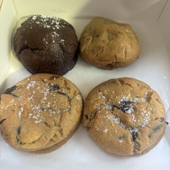 Chip Cookies - Desserts Near Me - Dublin, California Chip Cookies - Desserts Near Me - Dublin, California