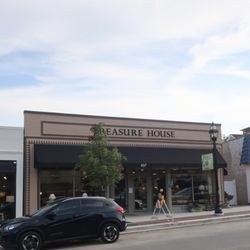 Treasure House Resale Shop - Storefront