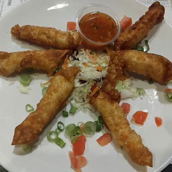 Winchell's Pub & Grill - Shrimp Rolls - Pubs Near Me - North Las Vegas, Nevada