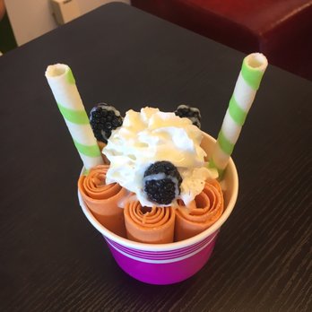 Roll Avenue Ice Cream Rolls - Romantic Bangkok - Ice Cream & Frozen Yogurt Near Me - Mesa, Arizona
