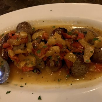 Maggiano's Little Italy - Sausage & Peppers - Italian Near Me - Annapolis, Maryland