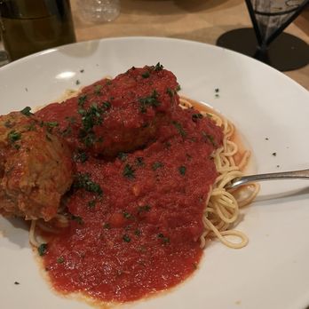 De La Torre's Trattoria - Spaghettini with two meatballs - Italian Near Me - Pleasanton, California De La Torre's Trattoria - Spaghettini with two meatballs - Italian Near Me - Pleasanton, California