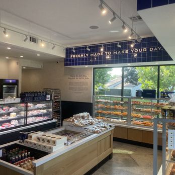Paris Baguette - Open space - Coffee & Tea Near Me - Irvine, California Paris Baguette - Open space - Coffee & Tea Near Me - Irvine, California