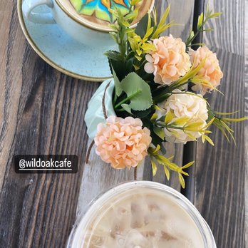 Wild Oak Cafe - Rainbow Latte and Iced Chai Latte - Cafes Near Me - Glendale, California