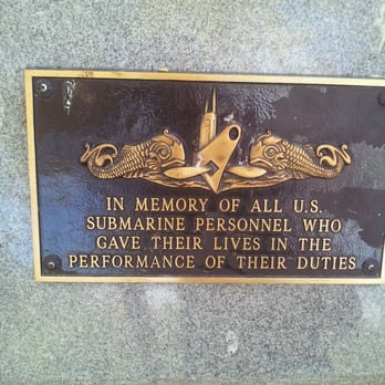 Memorial Park - dolphins plaque - Parks Near Me - Round Rock, Texas