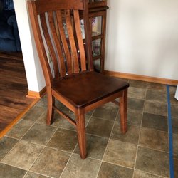 Amish Furniture Gallery - One of my 4 dining room chairs