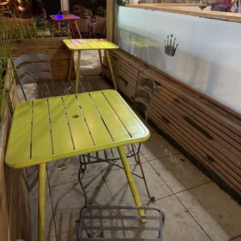 Nado Gelato - Patio seating - Ice Cream & Frozen Yogurt Near Me - Coronado, California Nado Gelato - Patio seating - Ice Cream & Frozen Yogurt Near Me - Coronado, California