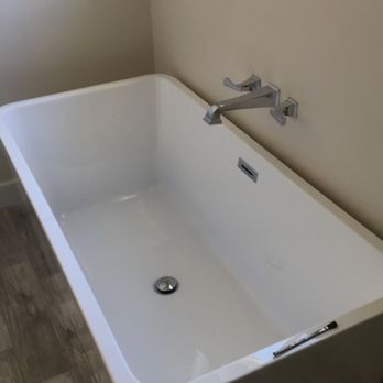 R&H Plumbing - New tub install - Plumbing Near Me R&H Plumbing - New tub install - Plumbing Near Me