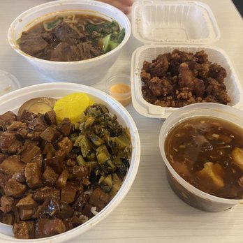 Dumpling Cafe - R7. Minced Marinated Pork Rice Bowl  N1. Taiwanese Beef Noodle Soup  S4. Fried Crispy Chicken S1. Hot and Sour Soup - Noodles Near Me - Jersey City, New Jersey