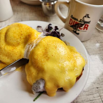 Swan Street Diner by null