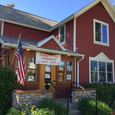 Martha's Leelanau Table by null
