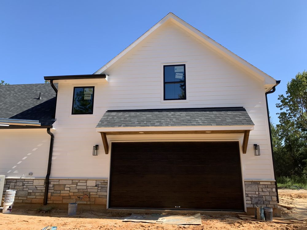Garage Door Professionals - Garage Door Contractor in Alcoa, TN