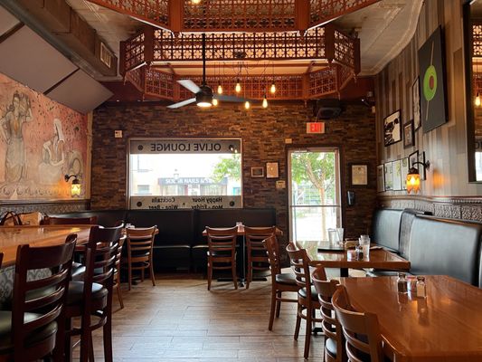 Olive Lounge & Grill by null