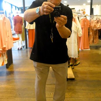 Reiss - I'm at Reiss of London on June 6, 2026. - Men's Clothing Near Me - New York, New York Reiss - I'm at Reiss of London on June 6, 2026. - Men's Clothing Near Me - New York, New York