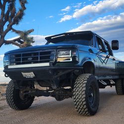 Z Autosound - Headlights installed onnmy 1993 Ford F350. Side marker lights in working condition again.