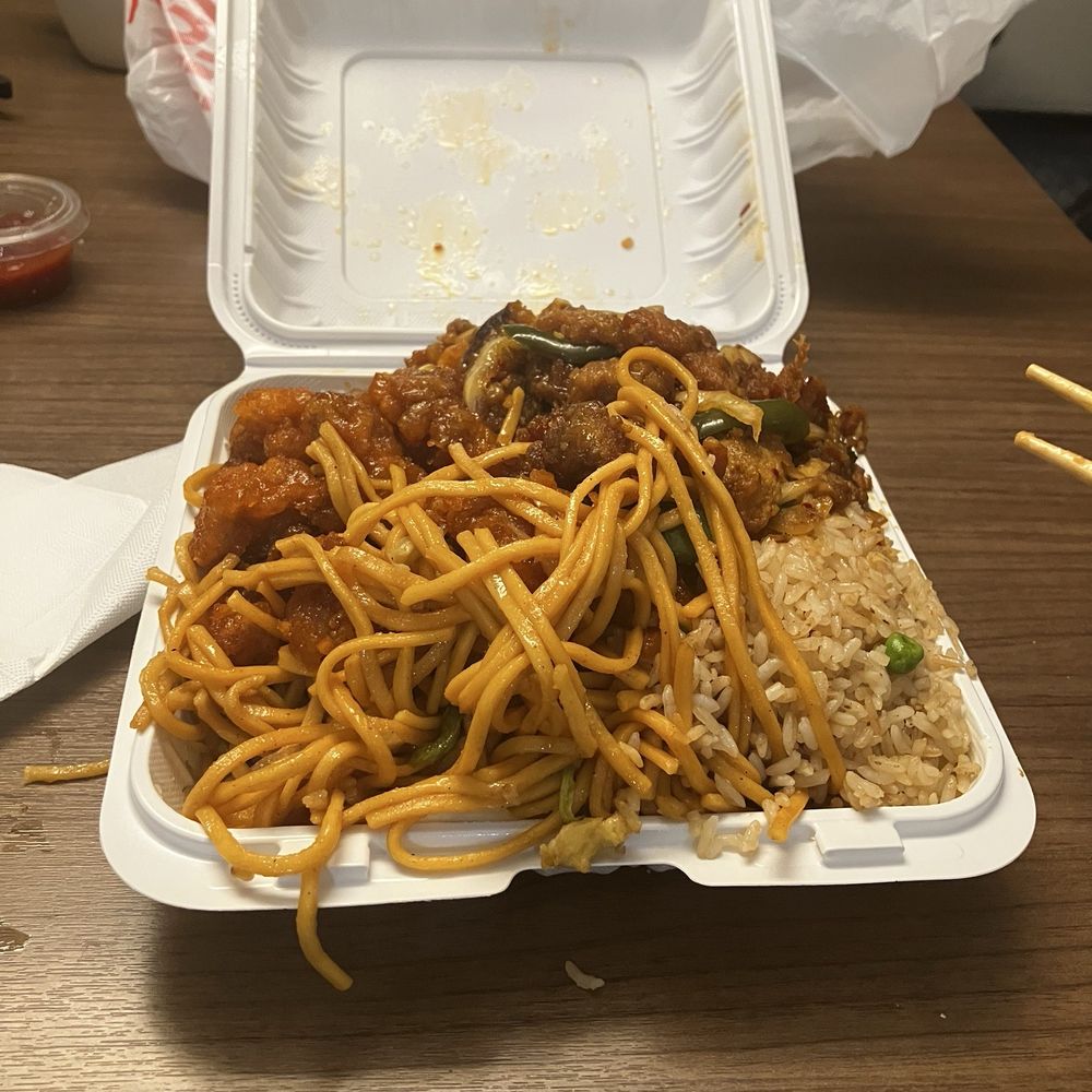 Chow mein Orange chicken spicy chicken fried rice Chow mein Orange chicken spicy chicken fried rice