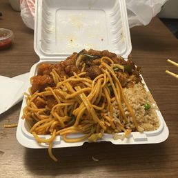 Chow mein Orange chicken spicy chicken fried rice Chow mein Orange chicken spicy chicken fried rice