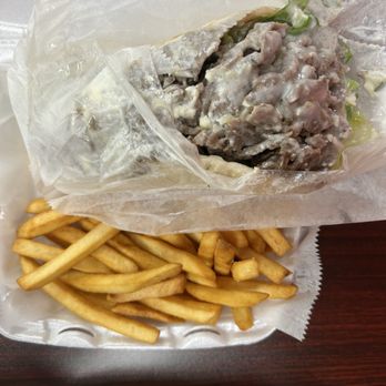 Ramsey Grill - Gyro sandwich combo - American Near Me - Manchester, Tennessee