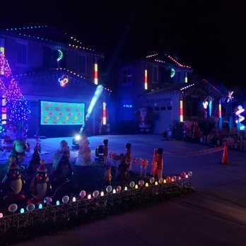 Christmas Lights Temecula 2022 Kraklow Family Christmas Lights - Holiday Decorations - 33099 Sage Ct,  Temecula, Ca - Yelp