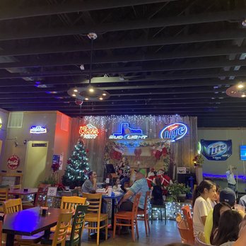 Roadhouse Paige - the interior of the restaurant - American Near Me - Paige, Texas Roadhouse Paige - the interior of the restaurant - American Near Me - Paige, Texas