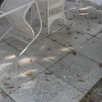 Parrot Nest Motel - Outdoor patios ignored - Hotels Near Me - Sanibel, Florida Parrot Nest Motel - Outdoor patios ignored - Hotels Near Me - Sanibel, Florida
