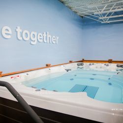 Amini's Galleria - Swim Spa