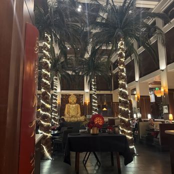 Fats Asia Bistro - Chinese Near Me - Folsom, California