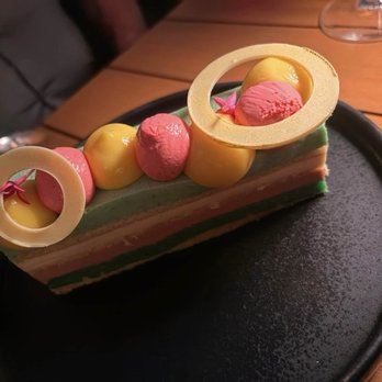 Bar Helios - A night at the opera - Seafood Near Me - Orlando, Florida