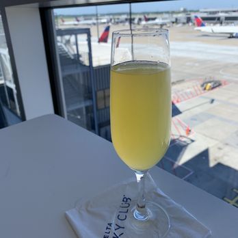Delta Sky Club - Airport Lounges Near Me - Atlanta, Georgia Delta Sky Club - Airport Lounges Near Me - Atlanta, Georgia
