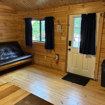 Hilltop Resorts and Campgrounds - Living room - Campgrounds Near Me - Logan, Ohio Hilltop Resorts and Campgrounds - Living room - Campgrounds Near Me - Logan, Ohio