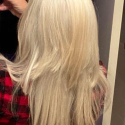 Paul Mitchell The School Knoxville - This was supposed to be long layers.