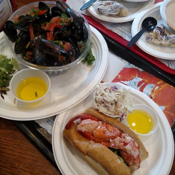 Lobster Cooker - Seafood Near Me - Freeport, Maine