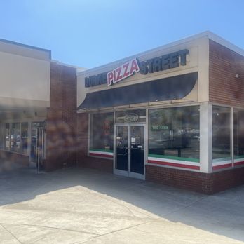Burke Street Pizza Robinhood - Store front - Pizza Near Me - Winston-salem, North Carolina Burke Street Pizza Robinhood - Store front - Pizza Near Me - Winston-salem, North Carolina