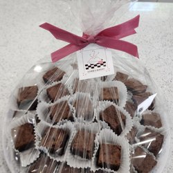 Diane's Bakery Cafe - Brownie Platter [Medium size/ 48 pieces]