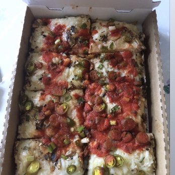 Buddy's Pizza - vegan pizza with jalapeño *drools* - Pizza Near Me - Detroit, Michigan Buddy's Pizza - vegan pizza with jalapeño *drools* - Pizza Near Me - Detroit, Michigan