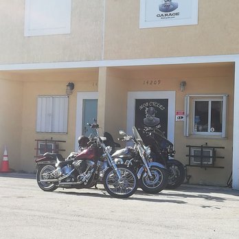 Mob Cycles Garage - Door front. Biker feel - Motorcycle Repair Near Me - Miami, Florida