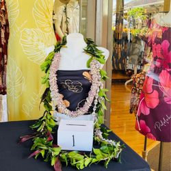 Pulelehua Boutique