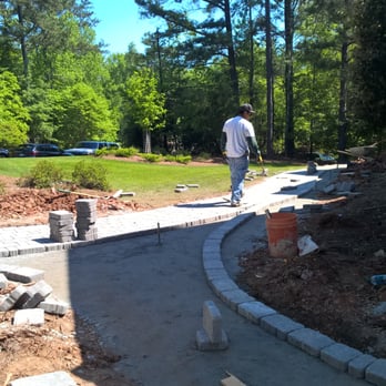 Crawford Landscaping - Hard at work - Landscaping Near Me - Marietta, Georgia Crawford Landscaping - Hard at work - Landscaping Near Me - Marietta, Georgia