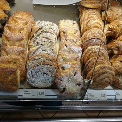 Wolf Bäckerei Konditorei - Lauter verführerische Sachen