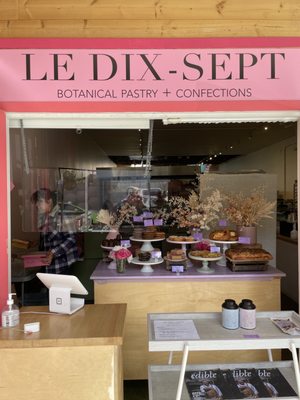 Le Dix-Sept Pâtisserie by null
