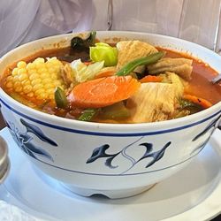 La Costa Del Sol - Sopa de res.