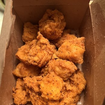 Nashville Kitchen - San Ramon - Boneless Wings (10 Piece) | Lemon Pepper (Dry Rub) - Chicken Wings Near Me - San Ramon, California