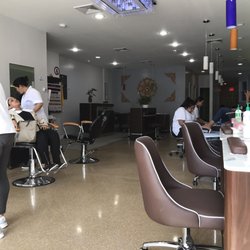 Dawa Threading Salon - New location! What an improvement.