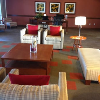 DoubleTree by Hilton Hotel Raleigh - Cary - Nice lobby!! - Hotels Near Me - Cary, North Carolina