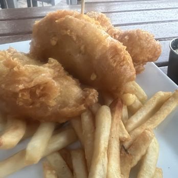 Dive Bar Restaurant - Grouper was great! - Seafood Near Me - Jupiter, Florida
