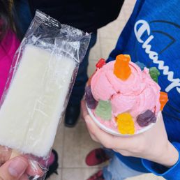 Milk Coconut Ice Cream & Strawberry Ice Cream with Gummy Bears
