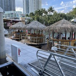 Cruisin' Tiki Charters - tikis lined up and ready to go