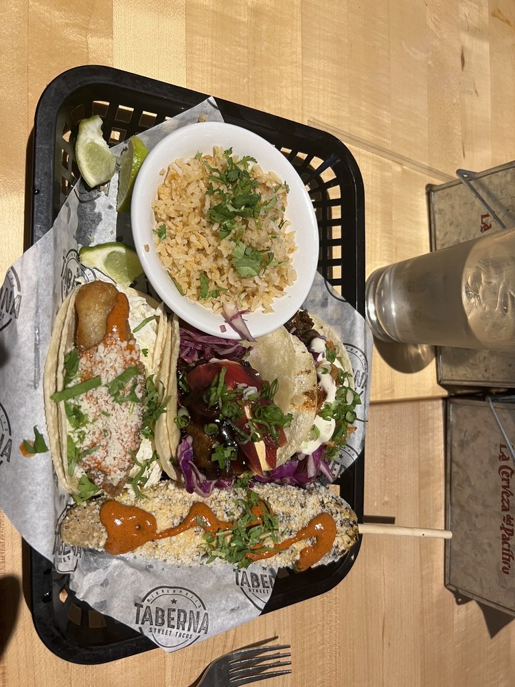 Taberna Street Tacos