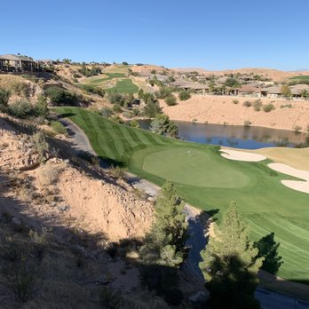 Scotty's at Falcon Ridge Golf Course - Patio View North - American Near Me - Mesquite, Nevada Scotty's at Falcon Ridge Golf Course - Patio View North - American Near Me - Mesquite, Nevada